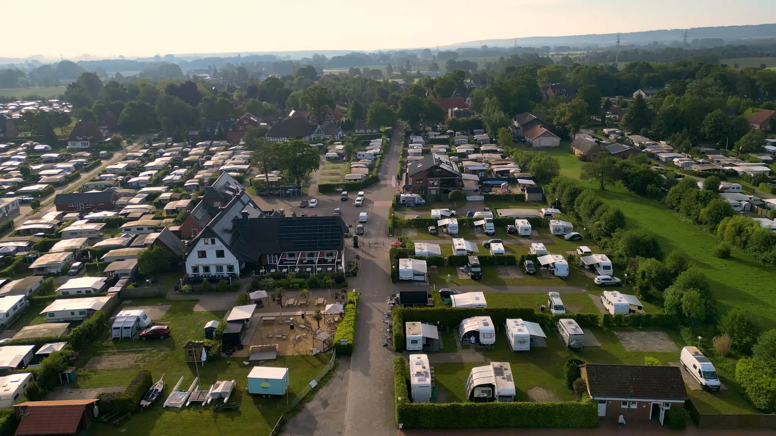 Aerial overview of Campingplatz Dummer See in Hude